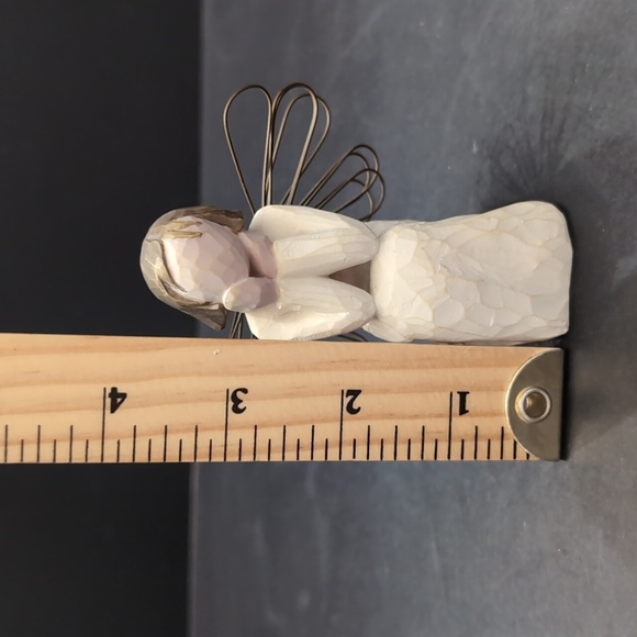 Willow Tree,2001 Angel of Caring Figurine By Susan Lordi. - Picture 6 of 6